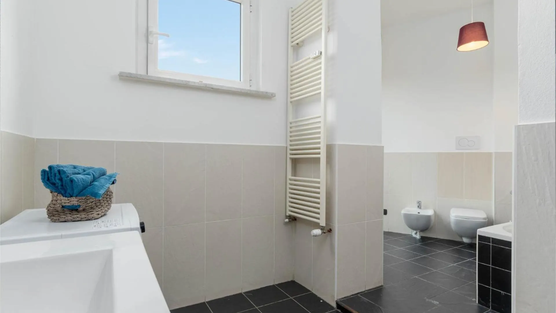 Attico Di 300 Mq 6 Camere 5 Bagni, Ampio Terrazzo 切萨诺博斯科内